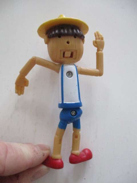LOVELY PINNOCHIO  FIGURE