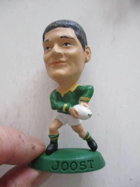 LOVELY VINTAGE - SMALL FIGURE - SPRINGBOKKE -  JOOST