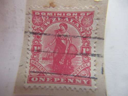 NEW ZEALAND ONE PENNY USED STAMP