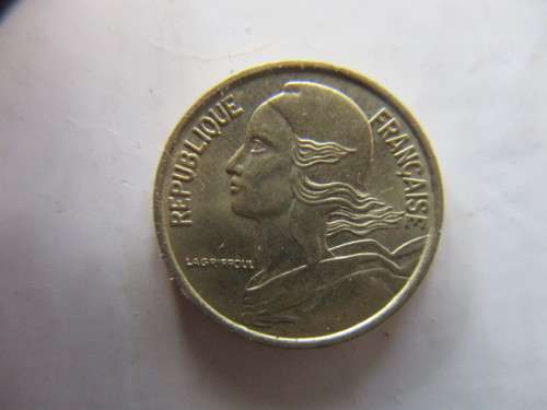 FRANCE 5 CENTIMES  1975 COIN