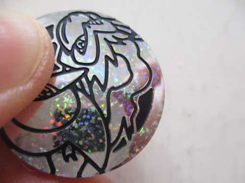 POKEMON TOKEN / COIN  / HOLOGRAPHIC