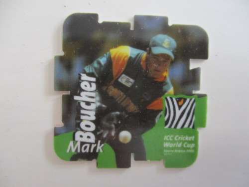 ICC CRICKET WORLD CUP 2003 MEDALLION  LANCE KLUSNER AND 2 CRICKET TAZOS