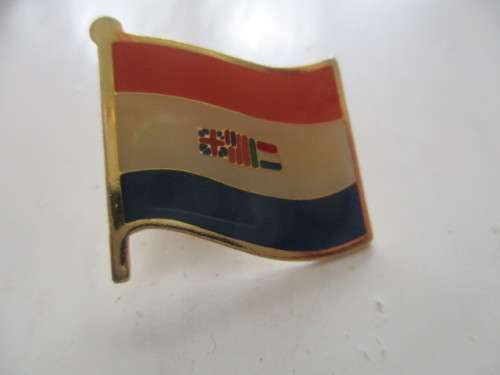 FORMER PRESIDENT P.W. BOTHA NECK TIE AND PIN AND LETTER