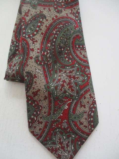 FORMER PRESIDENT P.W. BOTHA NECK TIE AND PIN AND LETTER
