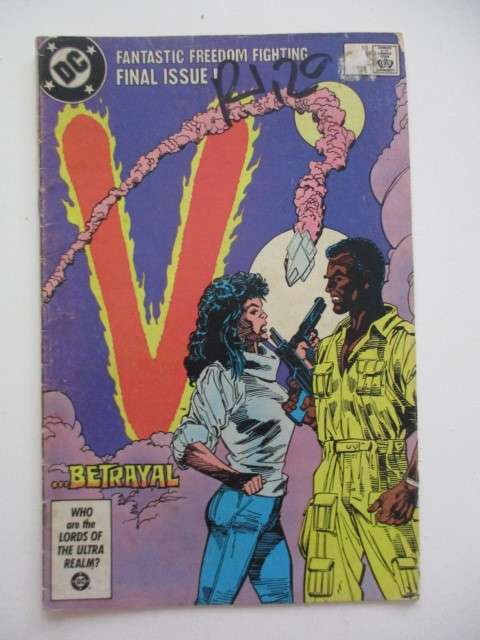 DC COMICS - V - BETRAYAL -  FINAL ISSUE - 1986 AND AUTOGRAPH OF JANE BADLER AS DIANE ON V
