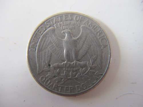 AMERICA QUARTER DOLLAR 1990 AND  1982