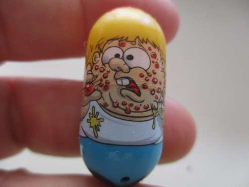 SUPER RARE - MIGHTY  BEANZ MOOSE 2010 - NO. 237 -  ZIT BEAN