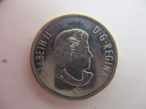 CANADA 25c COIN  - 2017 IN GREAT CONDITION