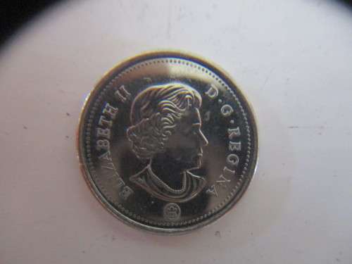 CANADA 25c COIN  2015 - GREAT CONDITION