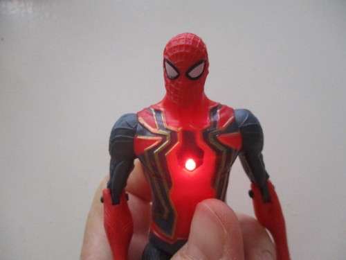 SPIDER-MAN FIGURE WITH LIGHT  APP 16CM TALL