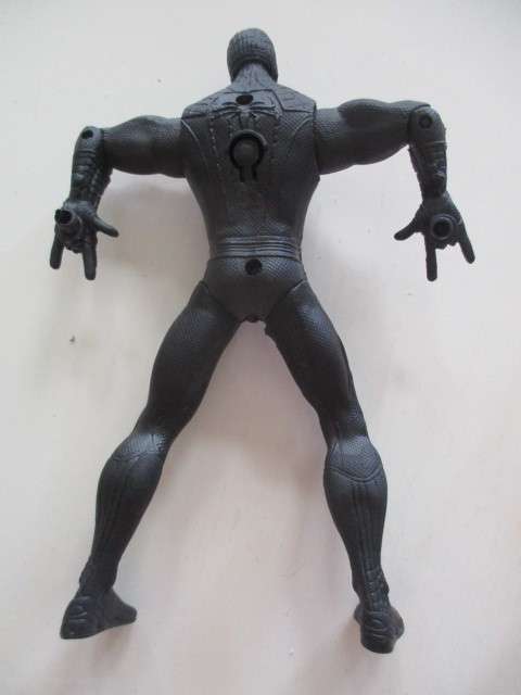 SPIDER-MAN  FIGURE APP 16 CM TALL WITH  LIGHT