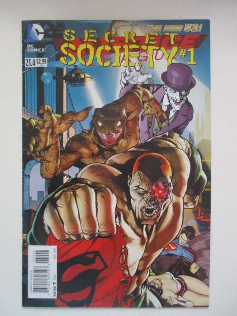 DC COMICS JUSTICE LEAGUE  SECRET SOCIETY 2013  AS NEW
