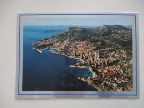 LOVELY CHRISTMAS CARD  FROM PRINCE ALBERT OF MONACO - 2004 WITH ENVELOPE