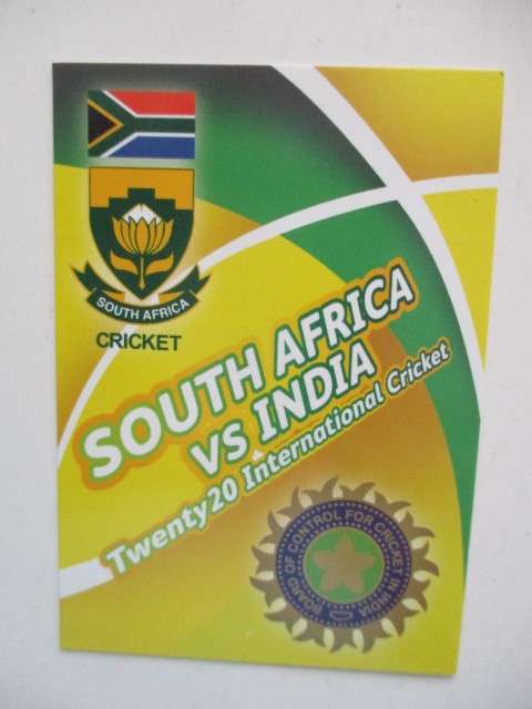 CRICKET TRADING CARDS - OUT CARDS AND SOUTH AFRICA VERSUS  LOT OF  15 CARDS