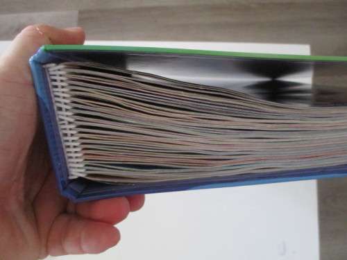 BEAUTIFUL SCOOBY DOO FILE/BINDER FILLED WITH MAGAZINES
