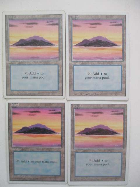 MAGIC THE GATHERING - ISLAND  -SET 4TH EDITION REVISED