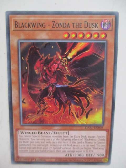 YU-GI-OH TRADING CARD - BLACKWING - ZONDA THE DUSK