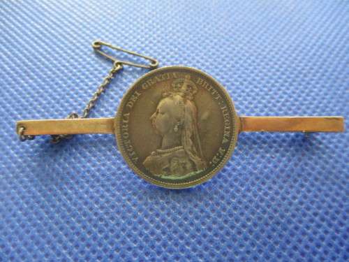 GREAT BRITAIN - QUEEN VICTORIA  SIXPENCE  - 1889  6D COIN BROOCH RARE ITEM!!!
