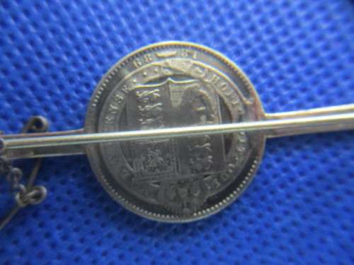 GREAT BRITAIN - QUEEN VICTORIA  SIXPENCE  - 1889  6D COIN BROOCH RARE ITEM!!!