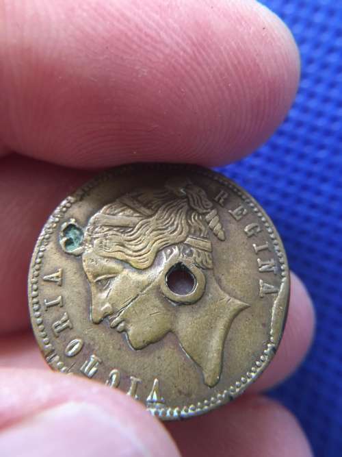 ANTIQUE COIN  VICTORIA  REGINA - 1837 - HOLE IN COIN SUGGESTS VERY NEAT WITH AN EDGE ERROR?