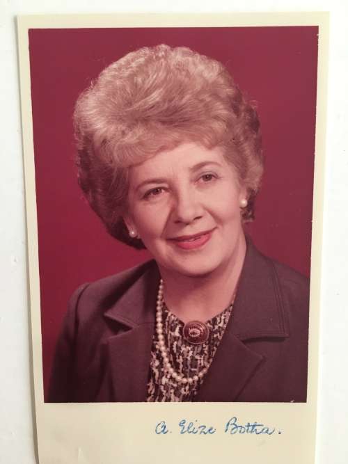 LOVELY LOT OF PW BOTHA  FORMER PRESIDENT  AND -  FREE  ELIZE BOTHA AUTOGRAPH