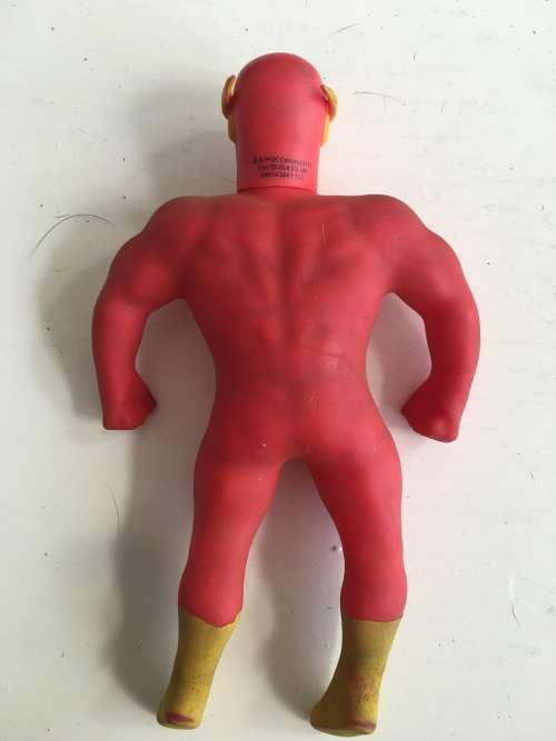 VINTAGE - RUBBER STRETCHY DC FIGURE  - ``FLASH `` WITH SERIAL NUMBER APP 15CM TALL