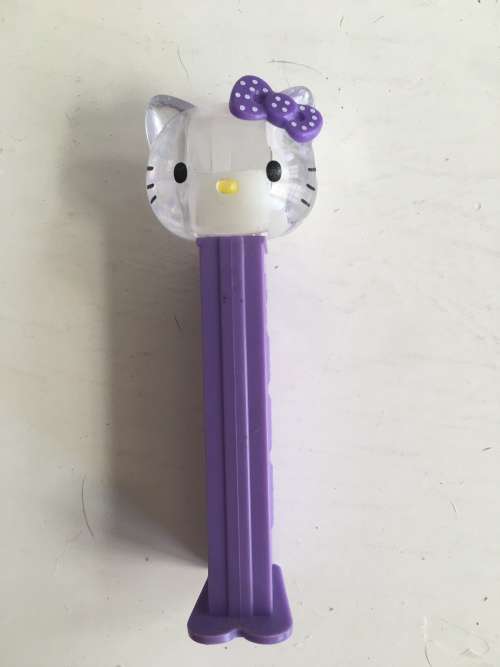 PEZ HELLO KITTY SWEET HOLDERS - STATE WHICH ONE