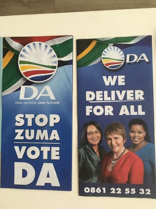 LOT OF MEMROBELIA  OF THE OPPOSITION PARTY AND ZACH DE BEER