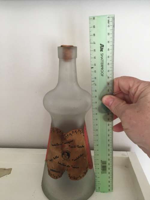 VINTAGE BOLS MUSICAL BOTTLE TINKLING SOUND