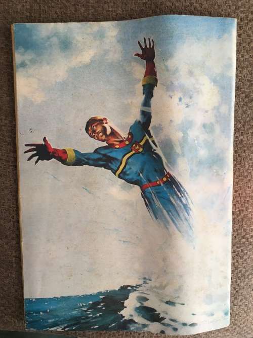 Q -   WARRIOR  MAGAZINE - THE MAGAZINE OF AWFULLY WEIRD HEROES -  VOL. 1 NO. 7 - 1982