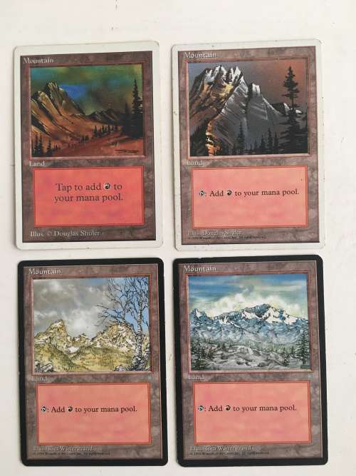 MAGIC THE GATHERING TRADING CARDS SET OF 4 MOUNTAIN CARDS  INCLUDING ONE BETA