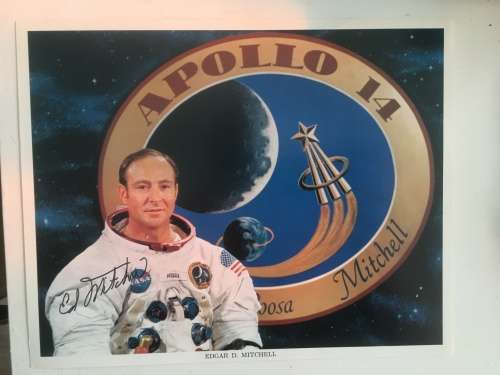 AUTOGRAPH / SIGNED - APOLLO 14 -  ASTRONAUT EDGAR D. MITCHELL