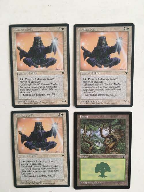 MAGIC THE GATHERING - COMBAT MEDIC  FALLEN EMPIRES X3  AND ANOTHER