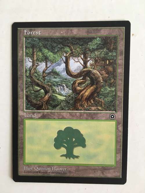 MAGIC THE GATHERING - COMBAT MEDIC  FALLEN EMPIRES X3  AND ANOTHER