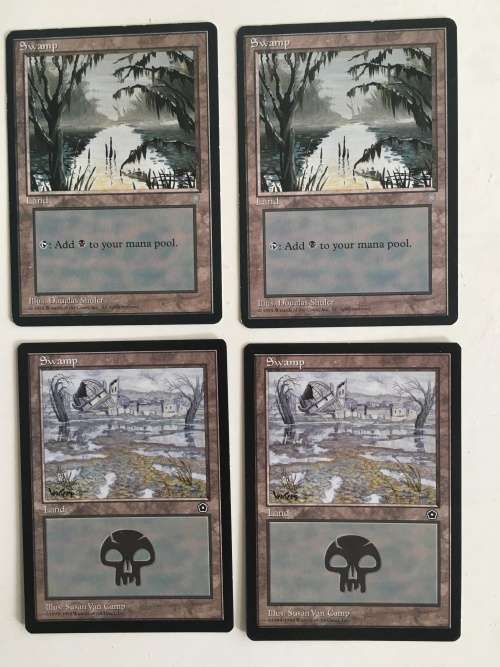MAGIC THE GATHERING - SWAMP X 4 CARDS