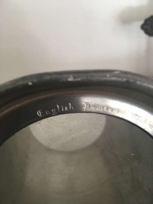 VINTAGE ENGLISH TANKARD OF  ROYALTY KINGS AND QUEENS ENGRAVED FROM ENGLAND  - THE KINGS TANKARD