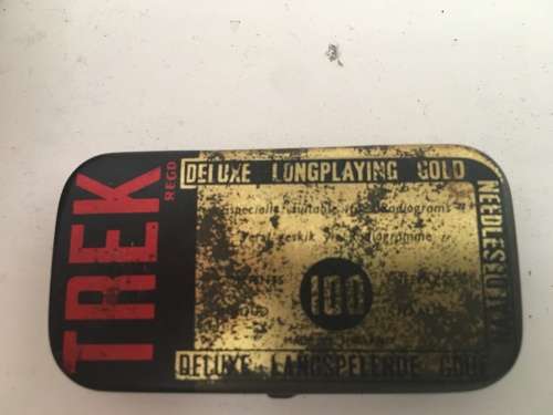 VINTAGE TREK GRAMMAPHONE NEEDLES RUSTED IN TIN