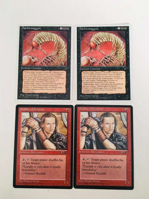 MAGIC THE GATHERING - 2 HALF SETS - SOLDIER OF FORTUNE AND TAKKLEMAGGOT 4 CARDS