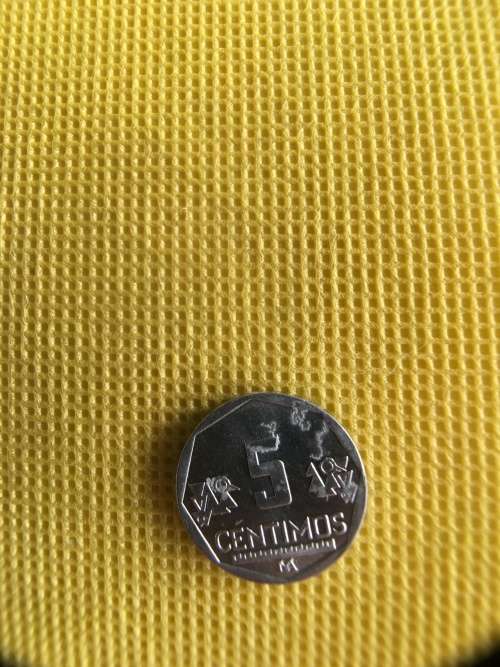 PERU 5 CENTIMOS COIN - 2018
