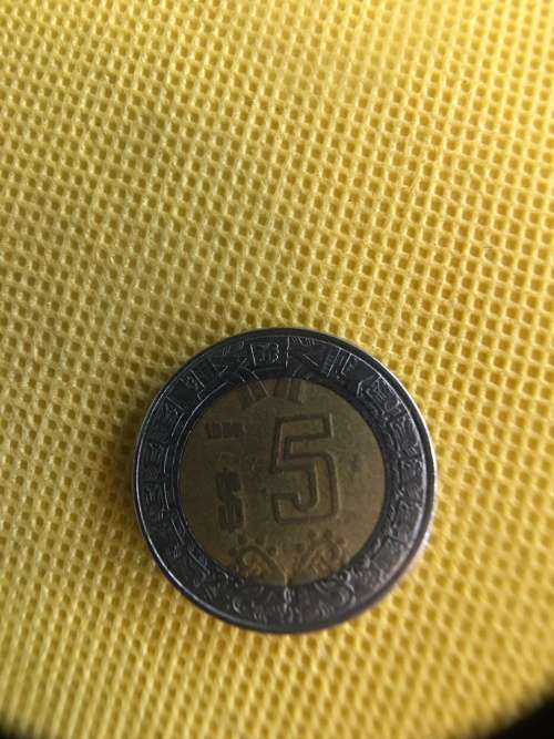 MEXICO - BI-METAL 5 PESOS COIN 2011