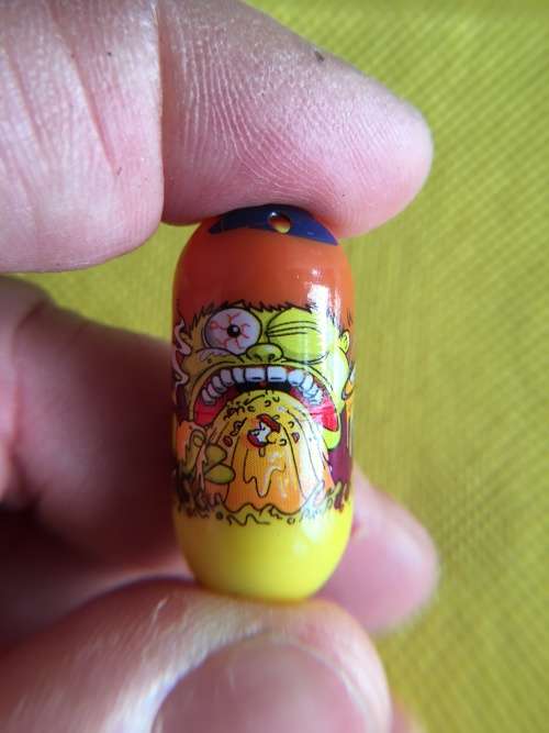 SUPER RARE - MIGHTY BEANZ - NO.  236 -  VOMIT BEAN