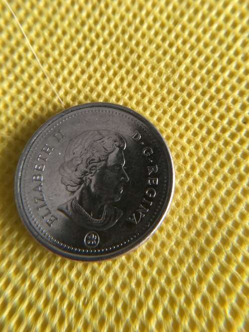 CANADA 25c COIN 2012 - 2011 - 2012 - X 2 - COINS