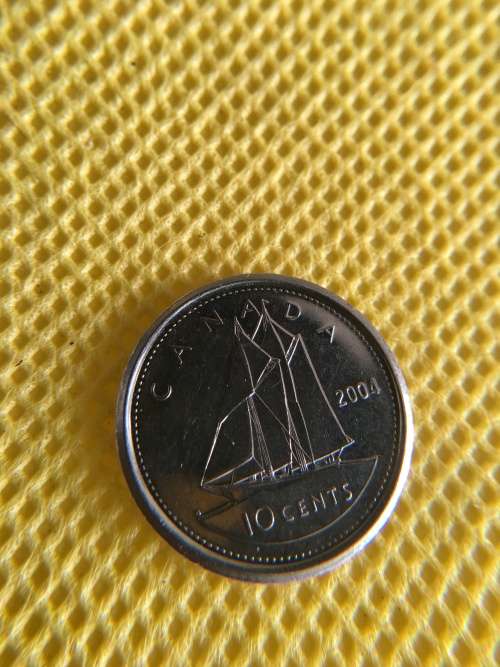 CANADA - 10c  BEAUTIFUL CONDITION - 2004