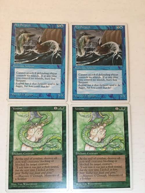 MAGIC THE GATHERING  - 2 HALF SETS - SEA SERPANT X 2 - VENOM X 2 - 4 CARDS