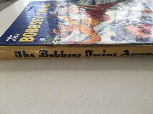 THE BOBBSEY TWINS ANNUAL ENGLAND 1959
