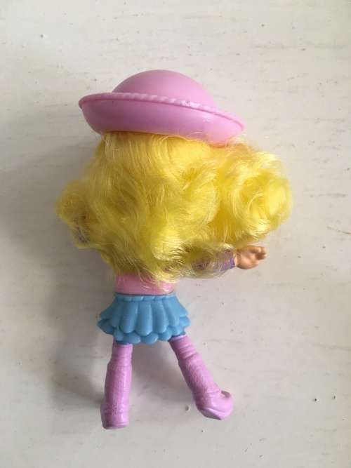 MC DONALDS HAPPY MEAL TOY - STRAWBERRY SHORTCAKE  SMALL DOLL  - 2009
