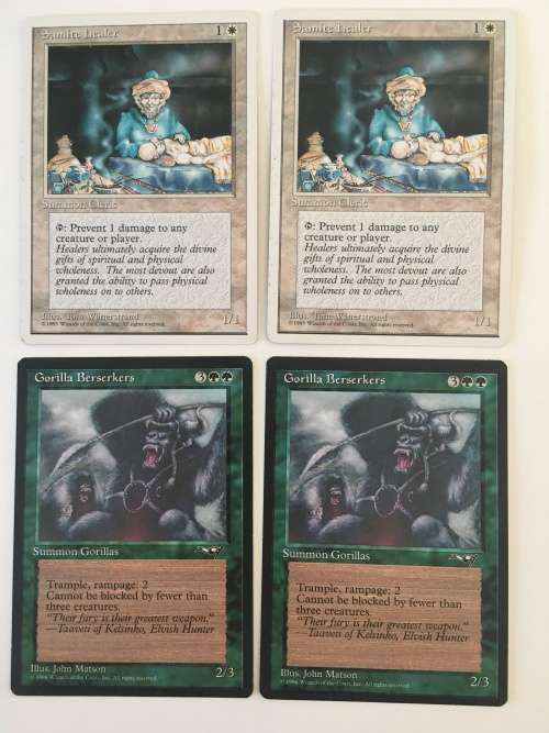 MAGIC THE GATHERING  - 2 HALF SETS - SAMITE HEALER X2 - GORILLA BERSERKERS X2