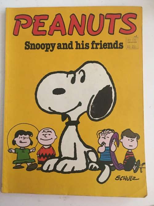 VINTAGE - PEANUTS - SNOOPY AND HIS FRIENDS - PAPER BACK - FIRST PUBLISHED  - 1979