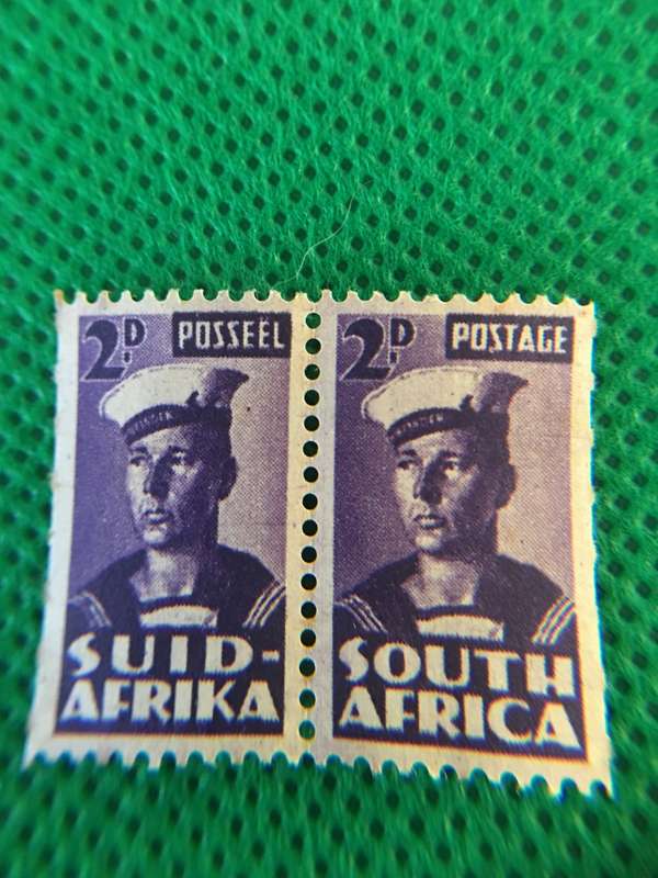 SOUTH AFRICA  PAIR OF UNUSED STAMPS