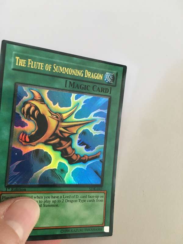 YU-GI-OH TRADING CARD - FOIL / SHINY /  THE FLUTE OF SUMMONING DRAGON